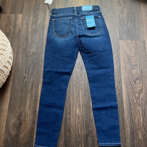 7 for all Mankind The Ankle Skinny Jean - Picture 4 of 5